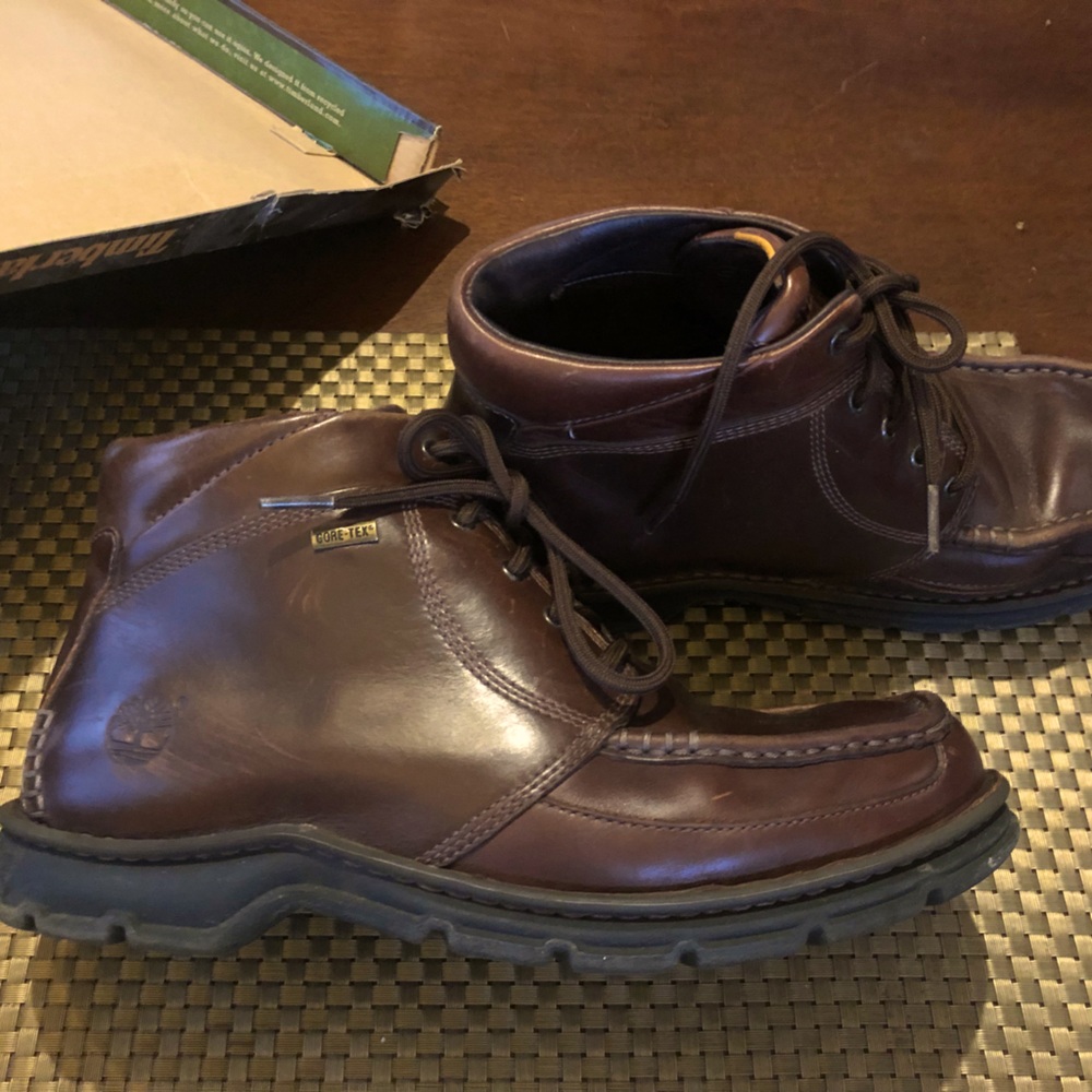Timberland men’s boots size 8.5 like new